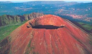 汤加火山在哪里